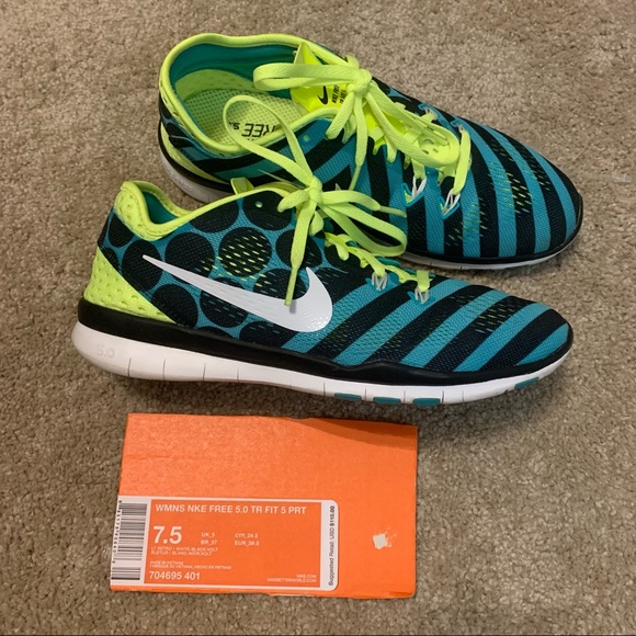 Women’s Nike 5.0 TR FIT 5 PRINT 7.5 - Picture 3 of 10